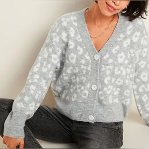 NWOT Cozy Leopard-Print V-Neck Cardigan Sweater SZ XS fits S
